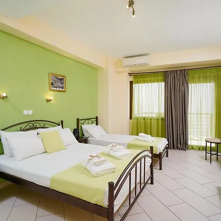 Neorion לימנריה