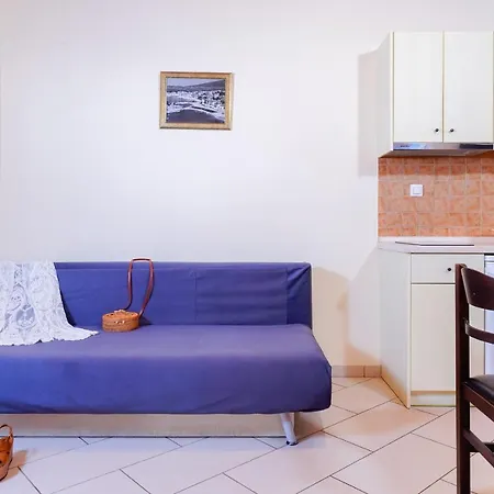 Neorion * לימנריה